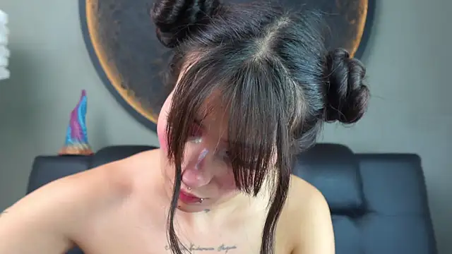 miss sharlotte18 online show from 20, 3, 2026