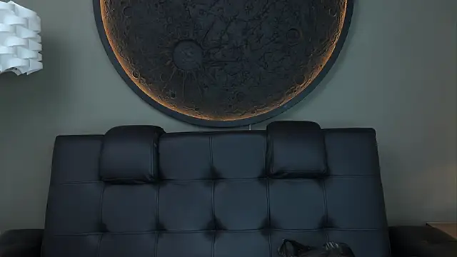 Snapshot of miss_vaiolette chatting on 24, 10, 2025 miss vaiolette online show from 24, 10, 2025