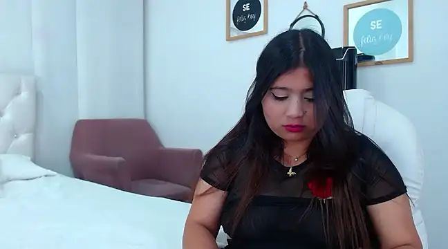 Snapshot of annylouis chatting on 21, 1, 2025 annylouis online show from 21, 1, 2025