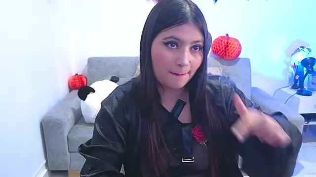 Snapshot of annylouis chatting on 30, 10, 2025 annylouis online show from 30, 10, 2025