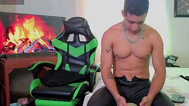 Snapshot of Daiki_Jack chatting on 21, 11, 2025 Daiki Jack online show from 21, 11, 2025