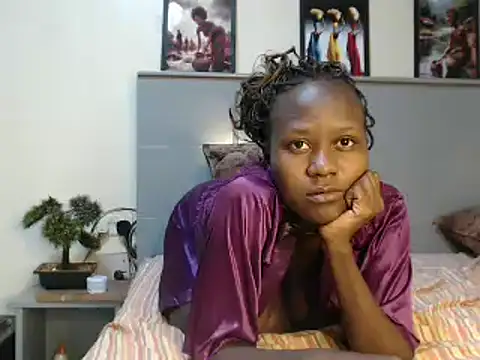 CandyLovesU2 online show from 17, 2, 2025