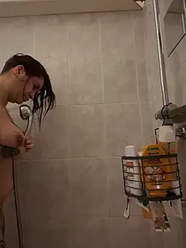 Snapshot of callmelouve chatting on 6, 2, 2025 callmelouve online show from 6, 2, 2025