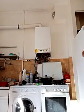 Snapshot of callmelouve chatting on 2, 10, 2025 callmelouve online show from 2, 10, 2025