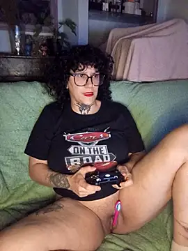 Snapshot of callmelouve chatting on 16, 11, 2025 callmelouve online show from 16, 11, 2025