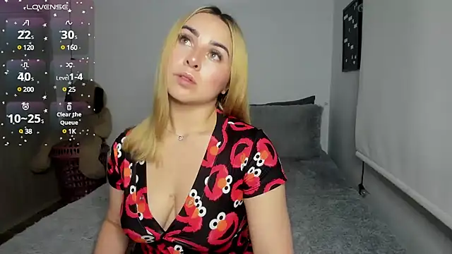 Snapshot of sophi_mooreno chatting on 25, 2, 2025 sophi mooreno online show from 25, 2, 2025