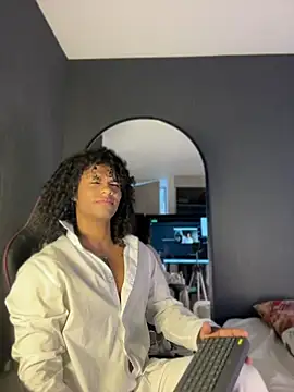 Lucas eevans online show from 18, 4, 2026