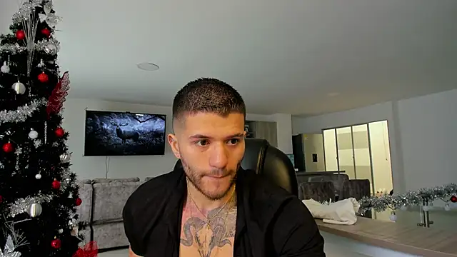 Snapshot of Frank_Farrell chatting on 18, 1, 2025 Frank Farrell online show from 18, 1, 2025