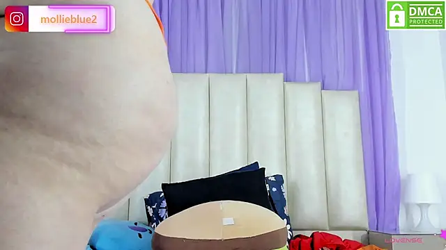 mollieblue69 online show from 15, 1, 2025