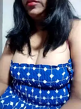 Snapshot of tharu_sweet chatting on 18, 2, 2026 tharu sweet online show from 18, 2, 2026