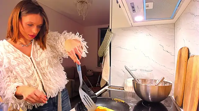 Kossie  online show from 1, 2, 2025