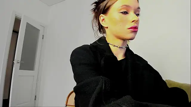 Kossie  online show from 19, 10, 2025