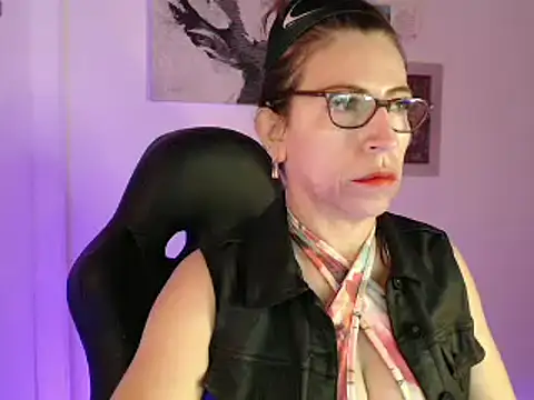 Chayla Ruiz online show from 31, 1, 2025