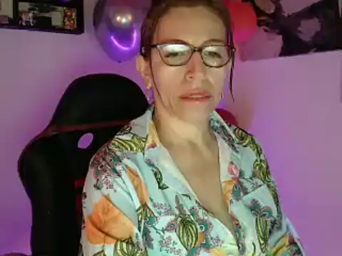 Chayla Ruiz online show from 27, 2, 2025