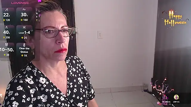 Chayla Ruiz online show from 6, 11, 2025