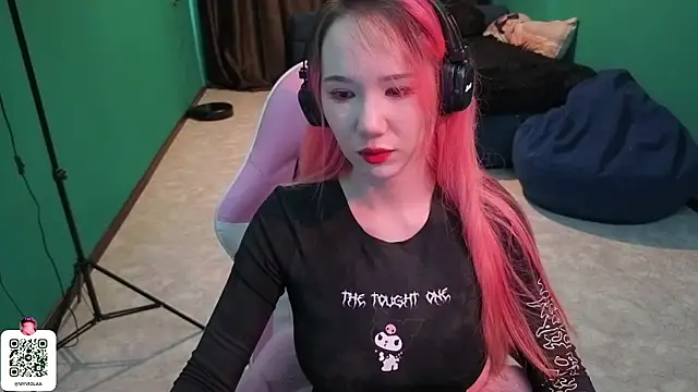 Maya Viola online show from 10, 3, 2026