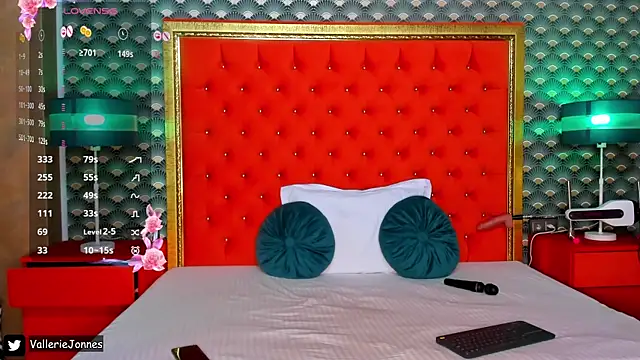 Snapshot of VallerieJones chatting on 15, 3, 2025 VallerieJones online show from 15, 3, 2025