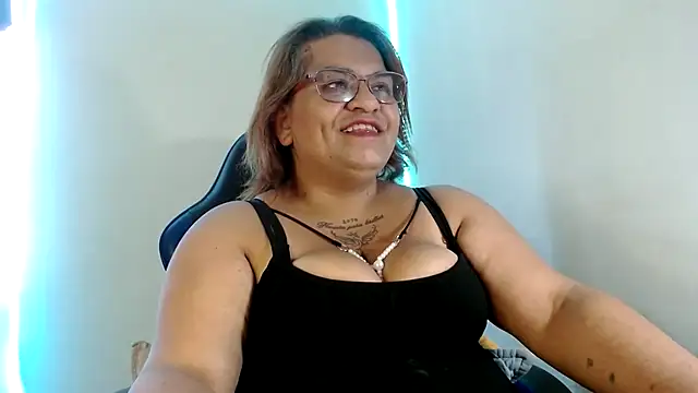 Snapshot of NAILAH_SANZ chatting on 21, 9, 2025 NAILAH SANZ online show from 21, 9, 2025