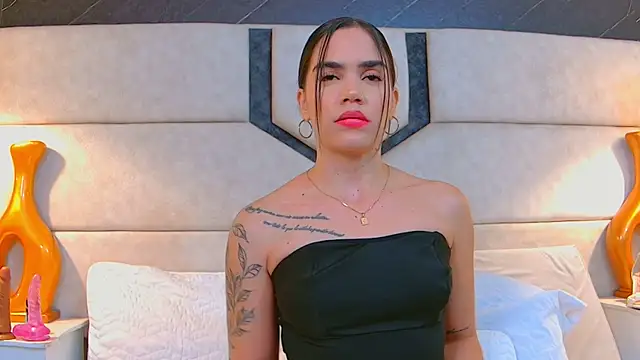 Snapshot of April_Cutee chatting on 3, 3, 2025 April Cutee online show from 3, 3, 2025