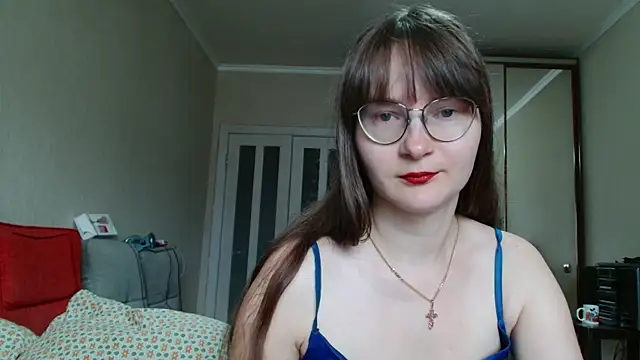 KiraGoldens online show from 2, 6, 2026