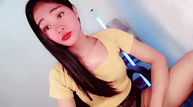 Snapshot of amomentoflust69 chatting on 22, 12, 2024 amomentoflust69 online show from 22, 12, 2024