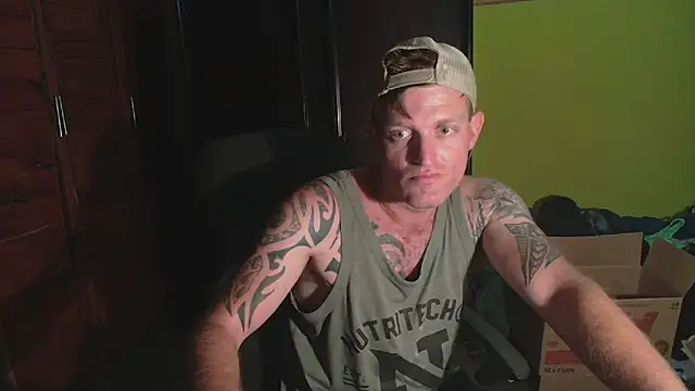 Snapshot of the-billy-blue chatting on 17, 12, 2025 the-billy-blue online show from 17, 12, 2025