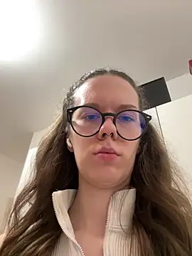 Snapshot of DivineBite chatting on 7, 10, 2025 DivineBite online show from 7, 10, 2025