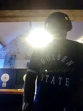 Bandusrilankasexymen online show from 3, 8, 2026
