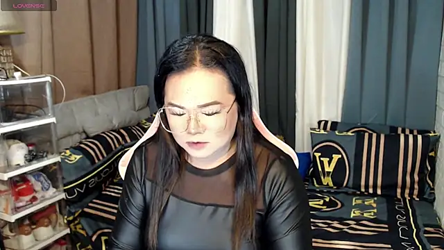 Snapshot of MagnificatMistress chatting on 8, 1, 2025 MagnificatMistress online show from 8, 1, 2025