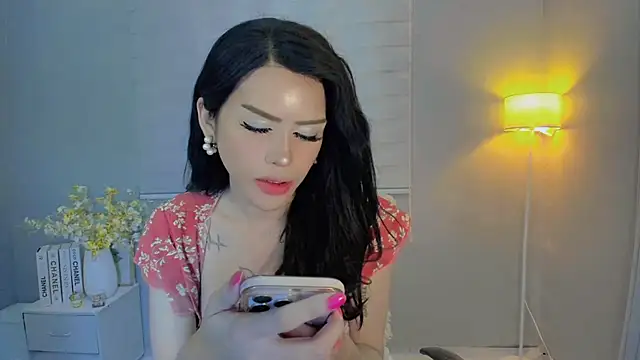 Patricia fox online show from 19, 10, 2025