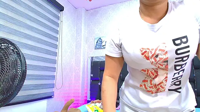  carolina fox online show from 21, 3, 2025