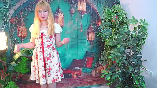 Pinkie Princes online show from 2, 11, 2025