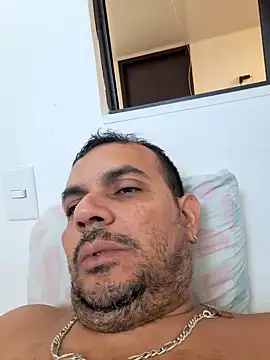 Snapshot of Ben_joseph1976 chatting on 6, 1, 2025 Ben joseph1976 online show from 6, 1, 2025