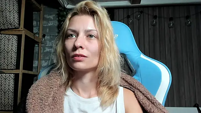 karo123421 online show from 17, 9, 2025