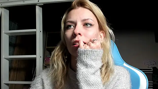 karo123421 online show from 10, 11, 2025