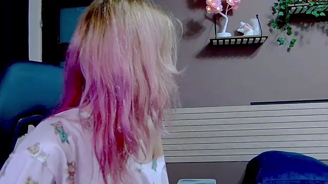 karo123421 online show from 4, 12, 2025