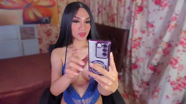 Miss Lara69 online show from 17, 12, 2025