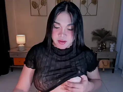 MaxeneCullens online show from 28, 5, 2026