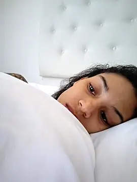 Leaberry online show from 9, 11, 2025