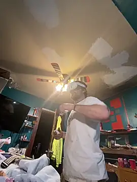 Snapshot of charactrzero chatting on 12, 1, 2025 charactrzero online show from 12, 1, 2025