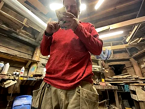 Snapshot of charactrzero chatting on 24, 10, 2025 charactrzero online show from 24, 10, 2025