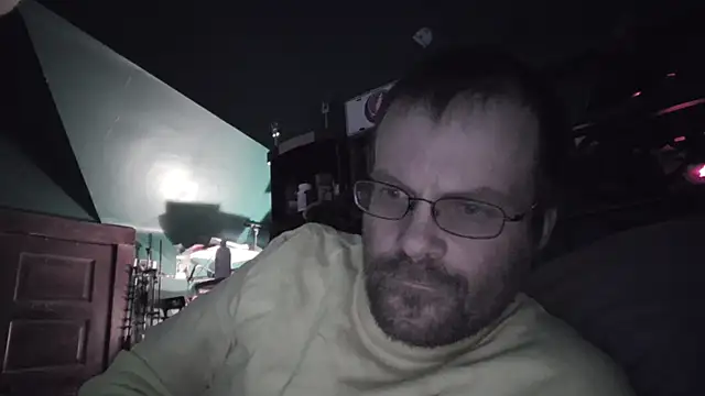 Snapshot of charactrzero chatting on 27, 11, 2025 charactrzero online show from 27, 11, 2025