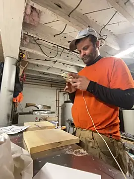 Snapshot of charactrzero chatting on 17, 12, 2025 charactrzero online show from 17, 12, 2025