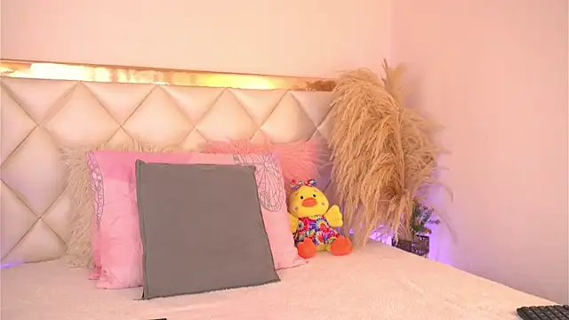 KendalEvanz online show from 12, 2, 2026