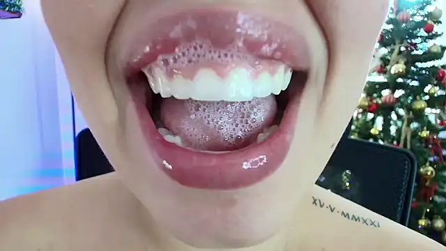 lisbet21x online show from 31, 12, 2024