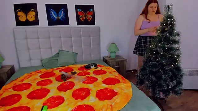 Snapshot of PolinaSalvatore chatting on 20, 12, 2024 PolinaSalvatore online show from 20, 12, 2024