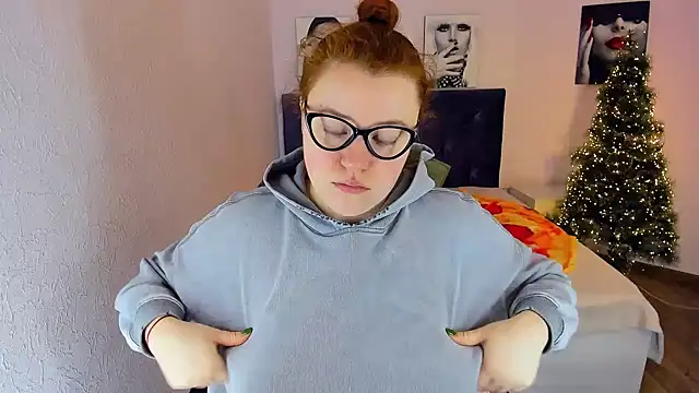 Snapshot of PolinaSalvatore chatting on 29, 12, 2024 PolinaSalvatore online show from 29, 12, 2024