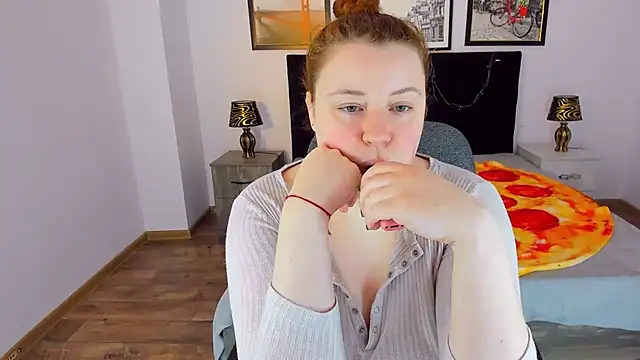 Snapshot of PolinaSalvatore chatting on 10, 1, 2025 PolinaSalvatore online show from 10, 1, 2025