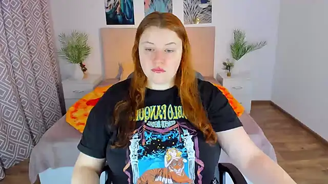 Snapshot of PolinaSalvatore chatting on 13, 1, 2025 PolinaSalvatore online show from 13, 1, 2025