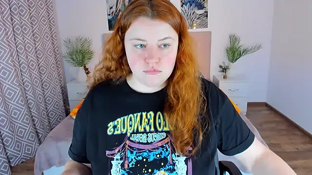 Snapshot of PolinaSalvatore chatting on 13, 1, 2025 PolinaSalvatore online show from 13, 1, 2025